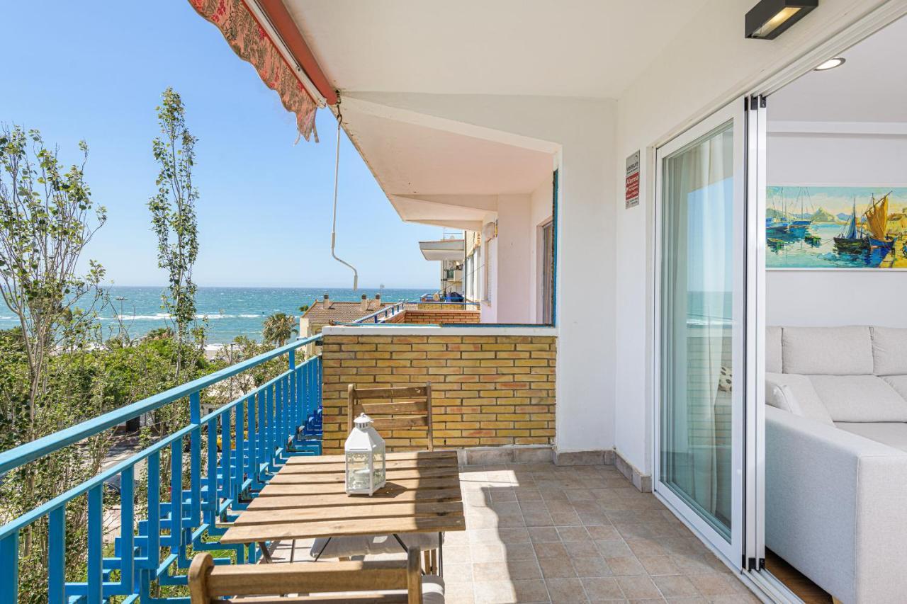 Wintowinrentals Vista Al Mar En Pleno Centro Ринкон-де-ла-Викториа Экстерьер фото