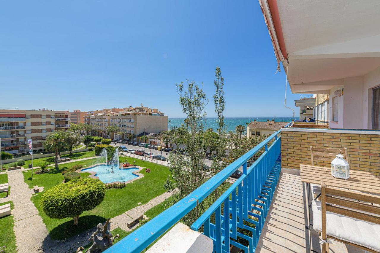 Wintowinrentals Vista Al Mar En Pleno Centro Ринкон-де-ла-Викториа Экстерьер фото